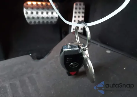 2010 Mercedes-Benz C 300 Luxury/Sport from USA, damaged, VIN WDDGF5EB7AF453850